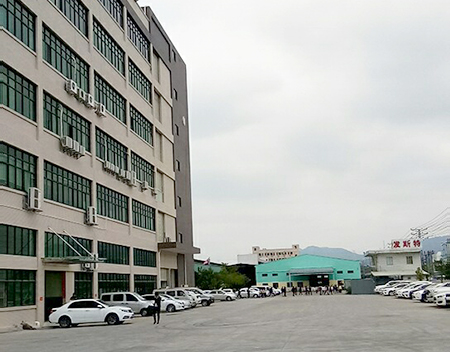 東莞工廠中央空調(diào)安裝案例 東莞工廠中央空調(diào)安裝案例